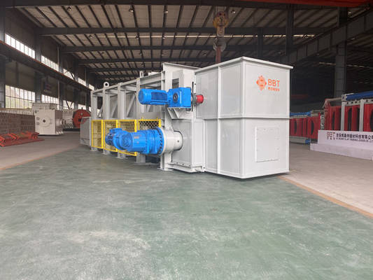 เครื่องป้อนกล่องอิฐดินเหนียวประเภทสายพาน TCNL1045 สีที่กำหนดเอง