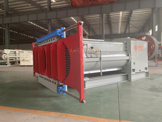 เครื่องผสมเพลาคู่ 50 - 130 T / H กริดด้านหน้าอุปกรณ์แปรรูปวัตถุดิบ