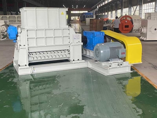 AC Motor Double Tooth Roller Crusher 30 - 45 m3 / H ความจุการประมวลผลวัตถุดิบ