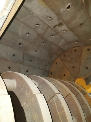 เครื่องบดค้อนโรเตอร์คู่ 180kw พร้อมค้อน 36 อัน และทนต่อน้ำได้ไม่เกิน 8.5% สำหรับการแปรรูปแร่