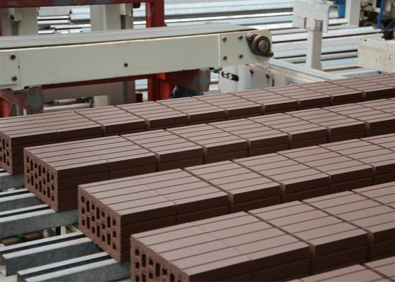 เครื่องตัดอิฐดินระดับความละเอียดสูง ความยาว 2,1 เมตร และตัด 12-16 ครั้งต่อนาที รุ่น QTQD-1