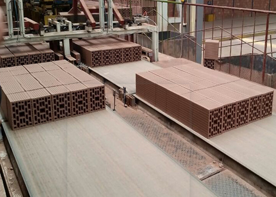 เครื่องตัดอิฐดินระดับความละเอียดสูง ความยาว 2,1 เมตร และตัด 12-16 ครั้งต่อนาที รุ่น QTQD-1