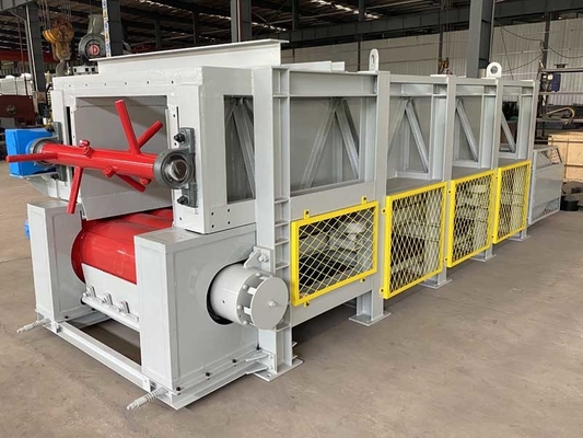 เครื่องทำอิฐดินเหนียวสีแดงอัตโนมัติความจุ 10 - 50m3 / H ในสายการผลิต