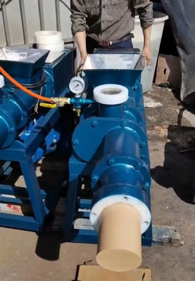 เครื่องปั้นดินเผา Pug Mill Machine เครื่องผสม Extruder อิฐดินเหนียวขนาดเล็ก