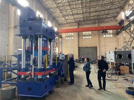 อาคารที่กําหนดเอง 200 T ถึง 1200 T เครื่องพิมพ์ไฮดรอลิกสําหรับการทําอิฐที่มีประสิทธิภาพสูง