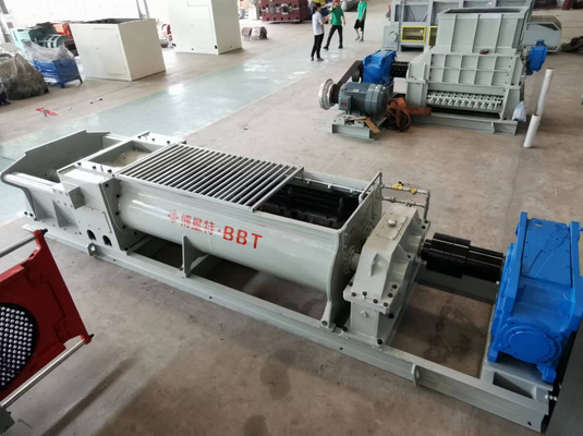 อัตโนมัติ Double Shaft Mixer แผ่นดินอิฐ Double Shaft Mixer อุปกรณ์ Twin Screw Mixer