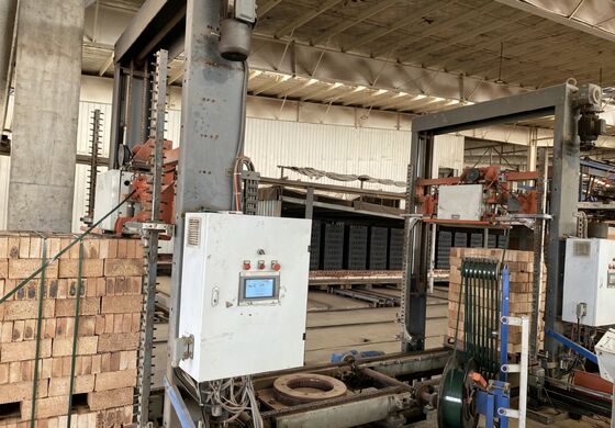 BBT ระบบขนถ่ายและบรรจุอิฐไร้พาเลทอัตโนมัติเต็มรูปแบบ